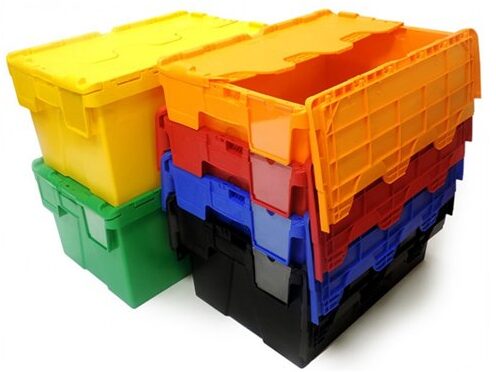 lidded-plastic-storage-boxes